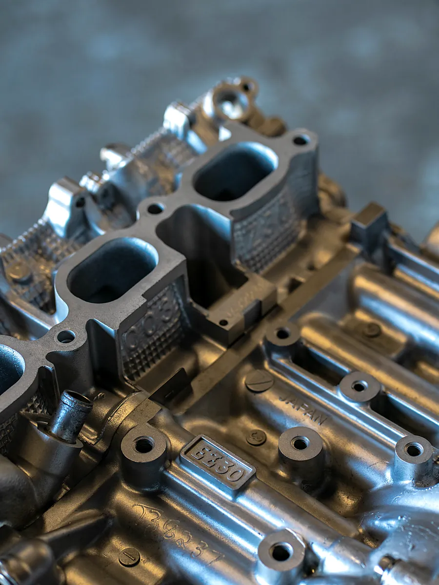 Detail: machined cylinder head